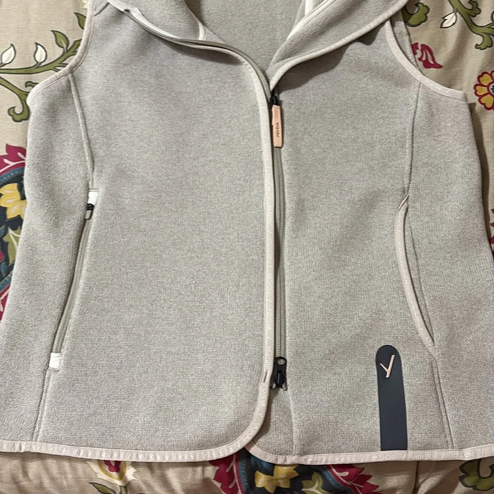 Indyeva Paleto III Vest Polartec Fleece in Tan Size L Large Cabincore Cozy Style